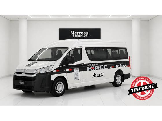 TOYOTA HIACE 2.8 D-4D TURBO DIESEL MINIBUS 15+1 DX AUTOMÁTICO TOYOTA HIACE 2.8 D-4D TURBO DIESEL MINIBUS 15+1 DX AUTOMÁTICO